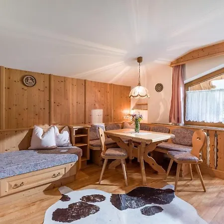 Fleidl Apartment *